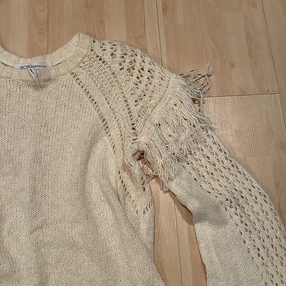 BCBG Generation cotton and rayon light weight sweater - Picture 4 of 9